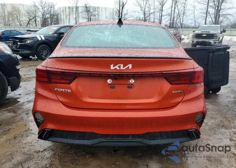2023 Kia Forte Gt Line z USA, uszkodzony, nr VIN 3KPF54AD4PE527657